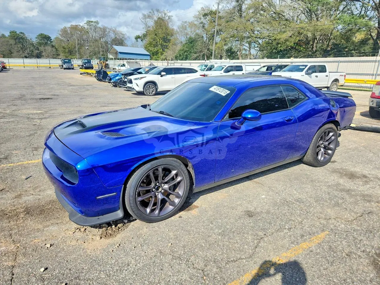 Dodge Challenger 6.4L 8 2020