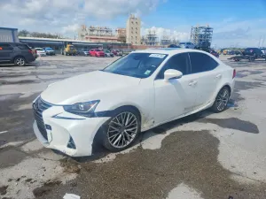 Lexus IS 2.0L 4 2017