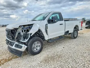 Ford F-250 6.8L 8 2024