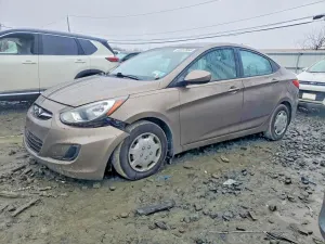 Hyundai Accent 1.6L 4 2013