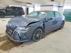 Toyota Avalon 3.5L 6 2019