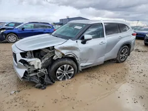 Toyota Highlander 3.5L 6 2020