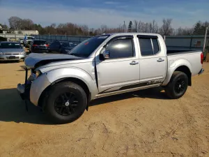 Nissan Frontier 4.0L 6 2015