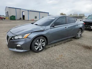 Nissan Altima 2.5L 4 2019