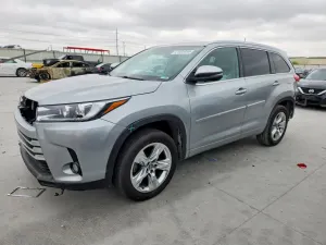 Toyota Highlander 3.5L 6 2018