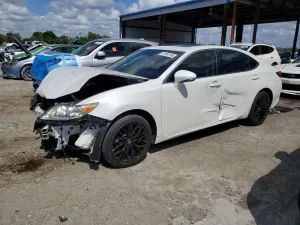 Lexus ES 3.5L 6 2013