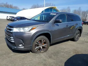 Toyota Highlander 3.5L 6 2017