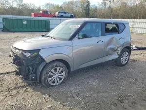 Kia Soul 2.0L 4 2025