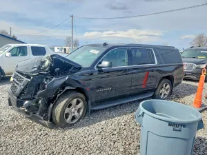 Chevrolet Suburban 5.3L 8 2016