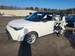 Kia Soul 2.0L 4 2024