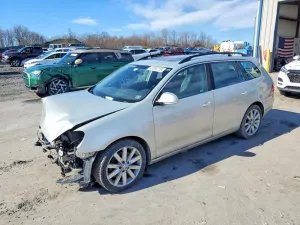 Volkswagen Jetta 2.0L 4 2012