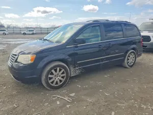 Chrysler Town & Country 3.8L 6 2010