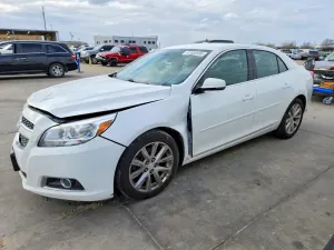 Chevrolet Malibu 2.0L 4 2013