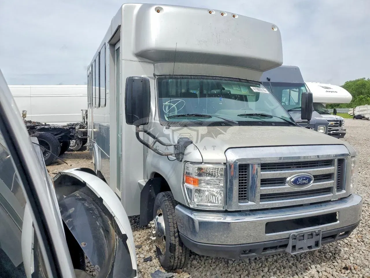 Ford Econoline 6.8L 10 2019