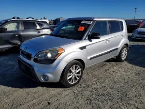 Kia Soul 2.0L 4 2013