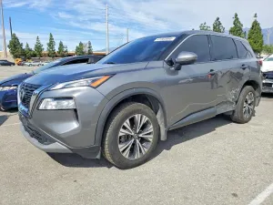 Nissan Rogue 2.5L 4 2021