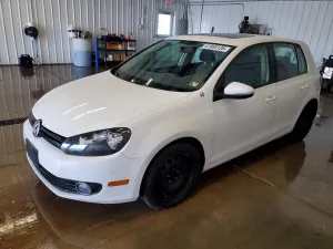 Volkswagen Golf 2.0L 4 2014