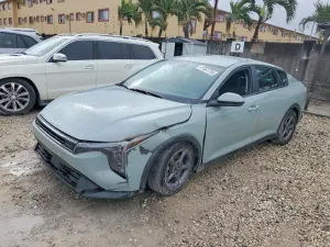 Kia K4 2.0L 4 2025