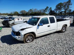 GMC Sierra 4.8L 8 2001