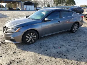 Nissan Altima 2.5L 4 2020