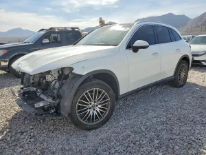 Mercedes-Benz GLC 2.0L 4 2023