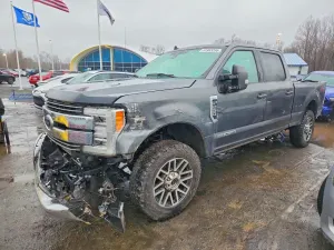 Ford F-250 6.7L 8 2019