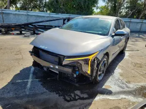 Kia K4 2.0L 4 2025