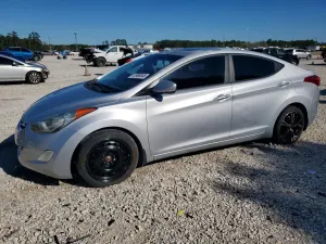 Hyundai Elantra 1.8L 4 2012