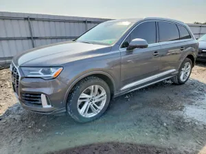 Audi Q7 3.0L 6 2021