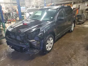 Subaru Outback 2.5L 4 2013