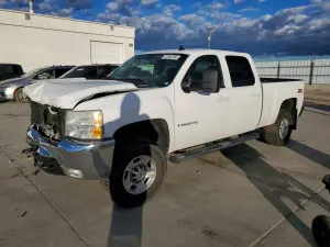 Chevrolet Silverado 1500 6.6L 8 2009