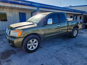 Nissan Titan 5.6L 8 2004