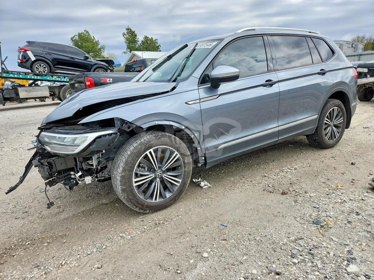 Volkswagen Tiguan 2.0L 4 2024