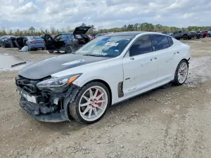 Kia Stinger 3.3L 6 2020