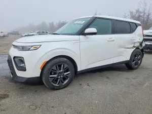 Kia Soul 2.0L 4 2022