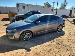 Hyundai Elantra 2.0L 4 2019