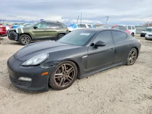 Porsche Panamera 3.6L 6 2012