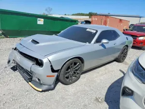 Dodge Challenger 5.7L 8 2021