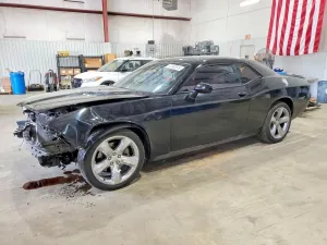Dodge Challenger 5.7L 8 2013