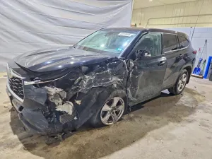 Toyota Highlander 3.5L 6 2021
