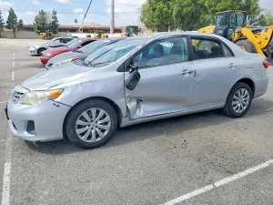 Toyota Corolla 1.8L 4 2013