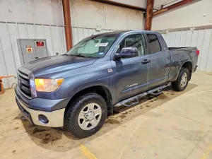 Toyota Tundra 4.6L 8 2010