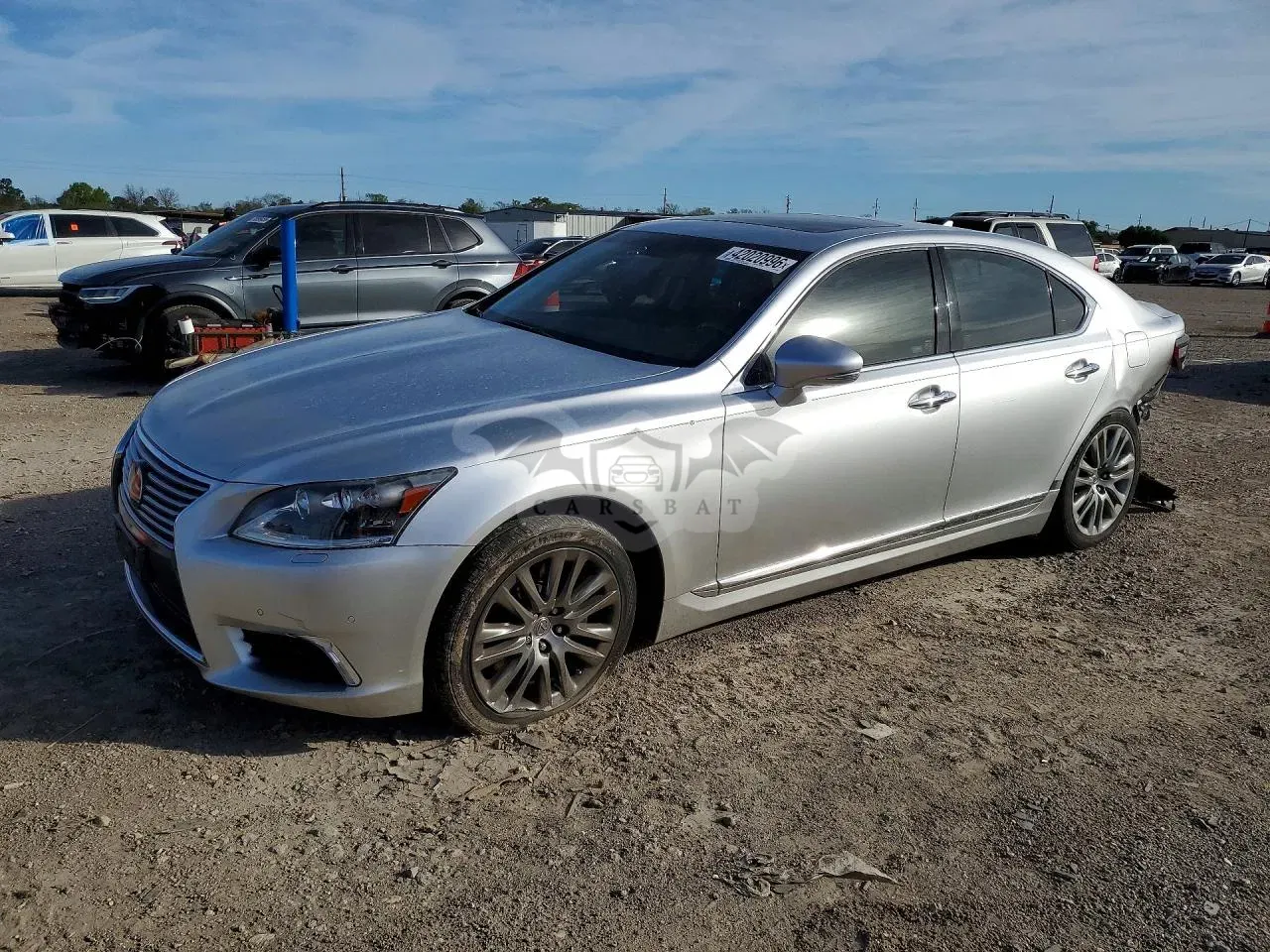 Lexus LS 4.6L 8 2013