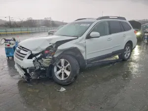 Subaru Outback 3.6L 6 2013