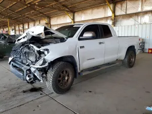 Toyota Tundra 5.7L 8 2020