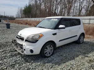 Kia Soul 2.0L 4 2013