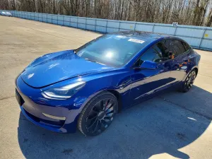 Tesla Model 3 2022