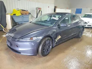 Tesla Model 3 2024