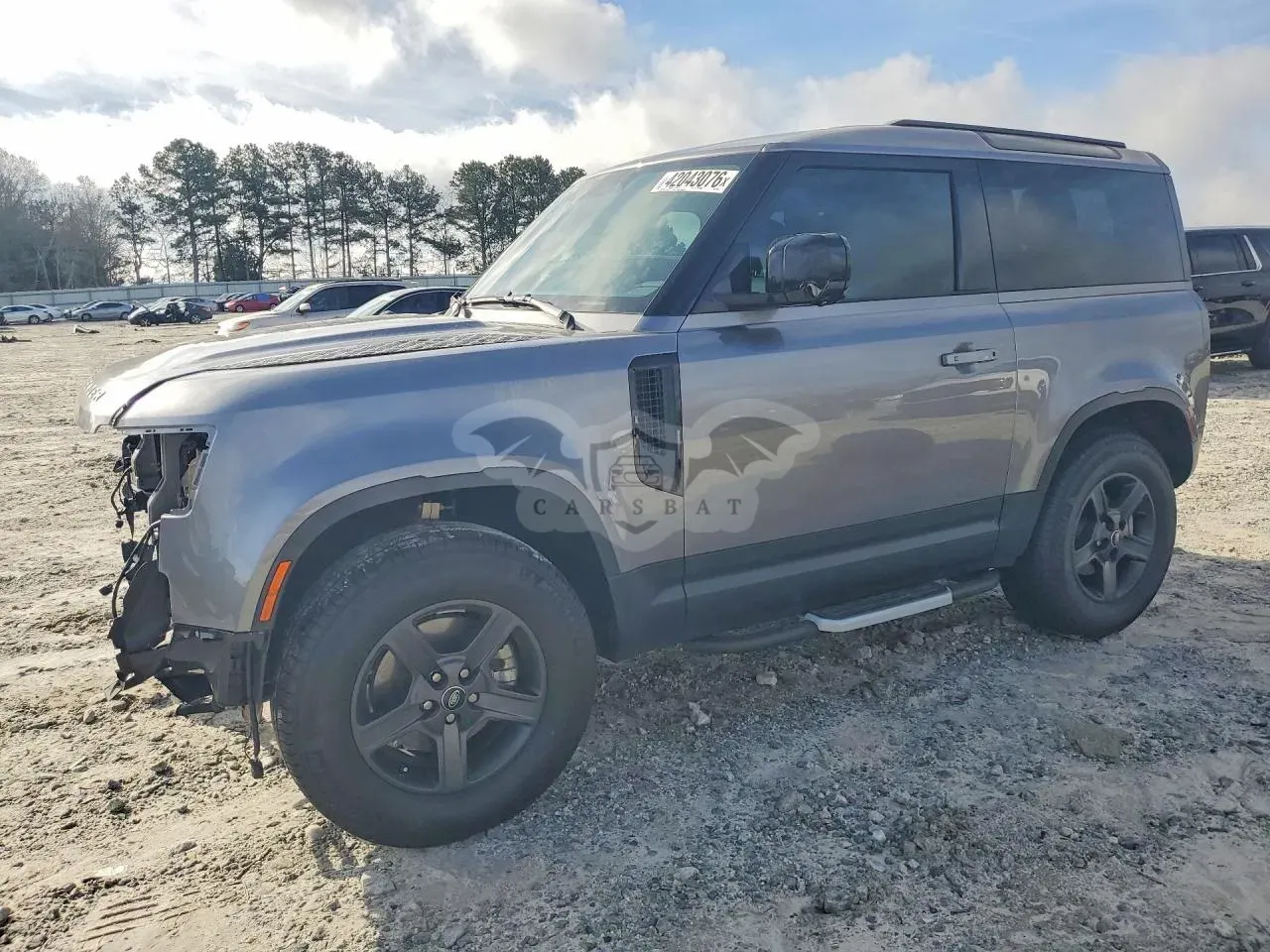 Land Rover Defender 2.0L 4 2023