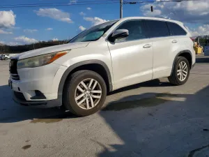 Toyota Highlander 3.5L 6 2015